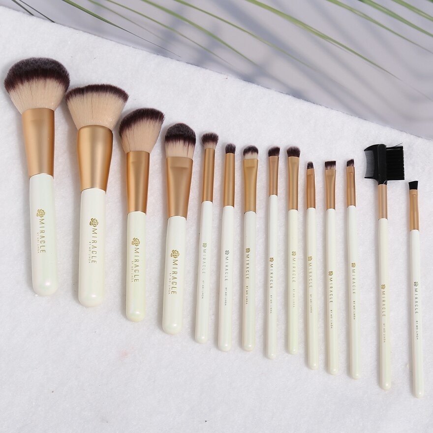 Meilinda Miracle Full Coverage Face Brush 1pcs.