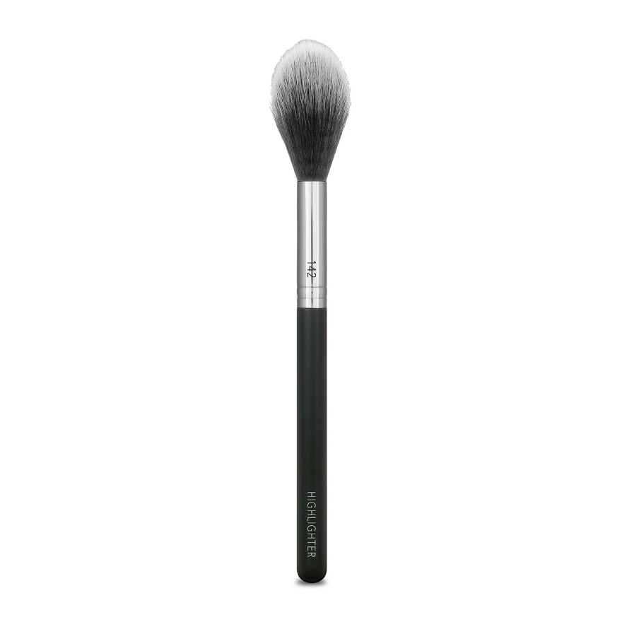 Watsons Detailed Highlighter Brush