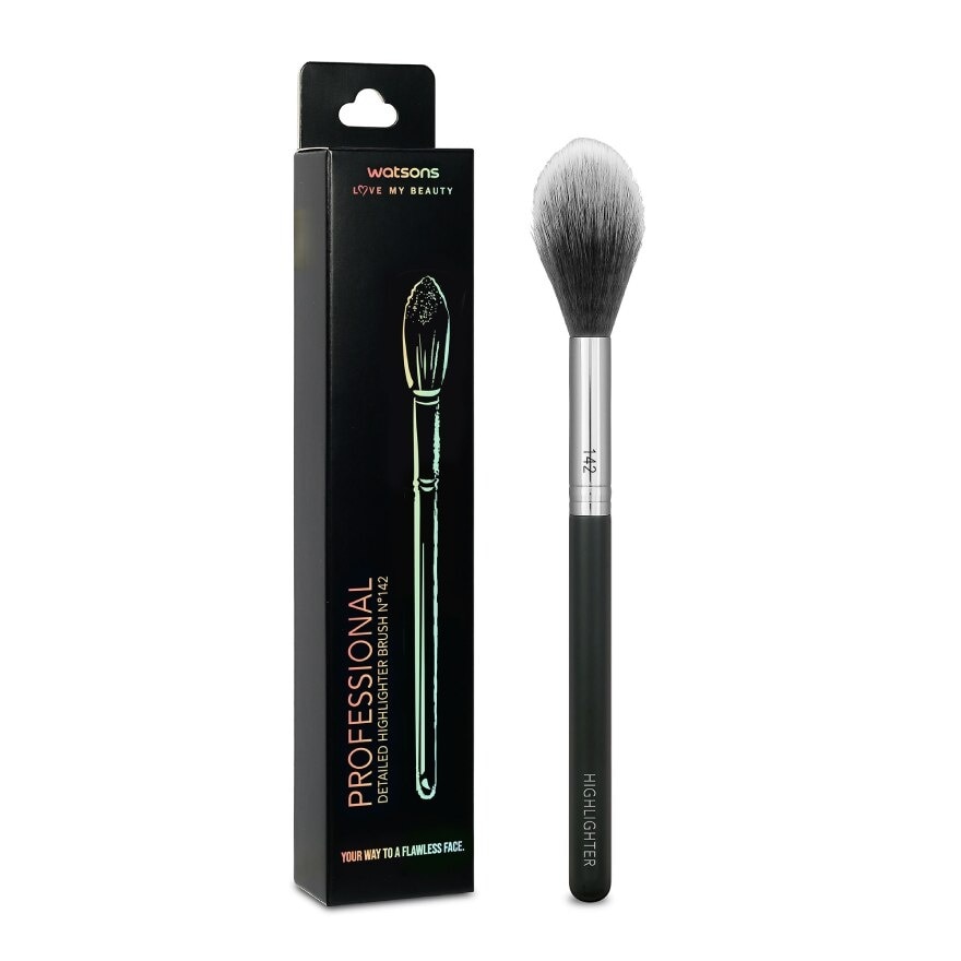 Watsons Detailed Highlighter Brush