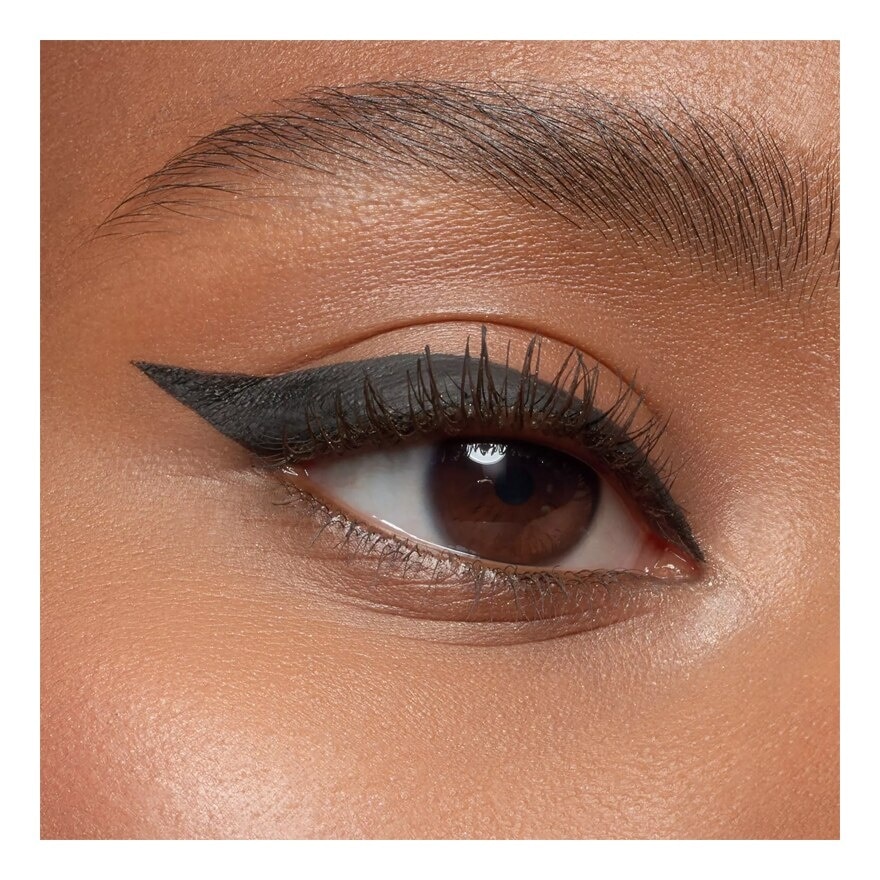 Essence Dip Eyeliner Waterproof 24H Long-Lasting 3ml.