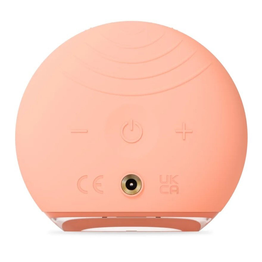 Foreo Luna 4 Go Facial Cleansing Massaging Device Peach Perfect