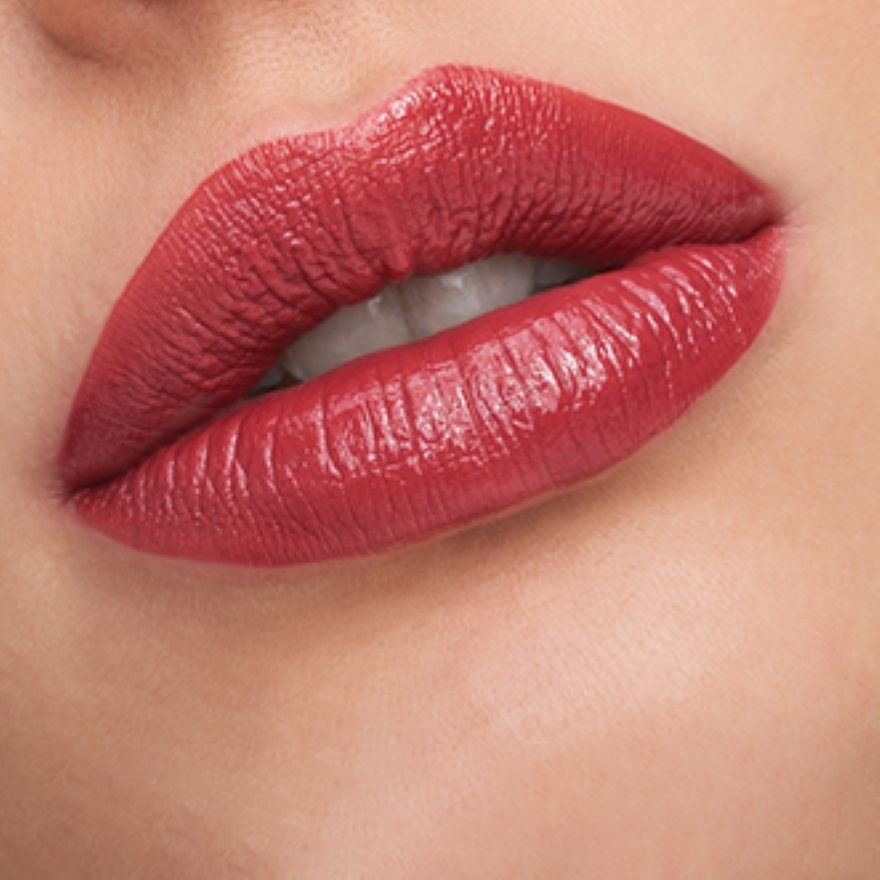 L'OreaI Makeup Infallible Laque Resistance Lip 4ml. 220