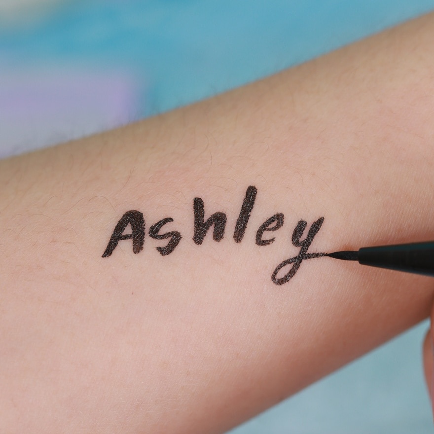 Ashley Glitz Eyeliner 0.9g. Black